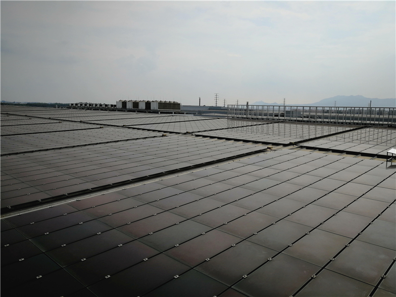 市場(chǎng)上的主流光伏太陽(yáng)能發(fā)電控制器主要分為兩類(lèi)
